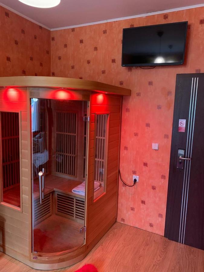 Mpark Noclegi Slask ムィスウォヴィツェ エクステリア 写真